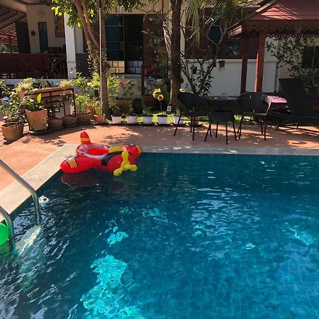 Naraya Homestay San Pa Tong Exterior photo